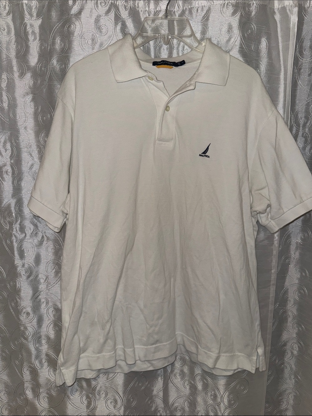 Nautica White Short-Sleeve Polo with Navy Sail Logo Men’s Size Medium 🔥 B3